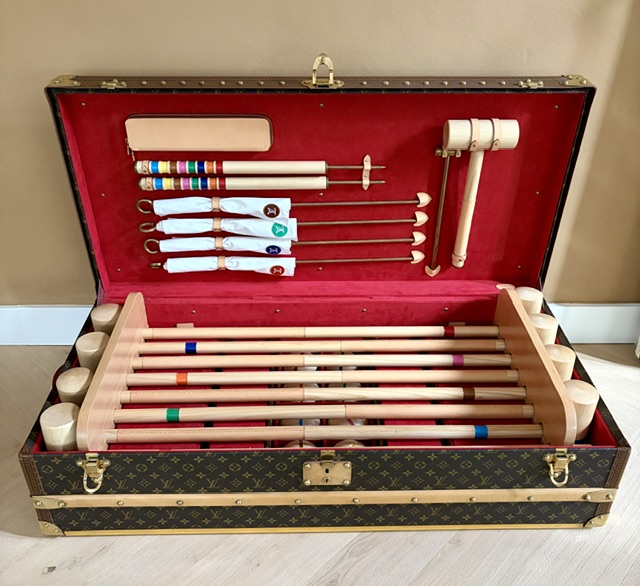 2008 Louis Vuitton croquet trunk